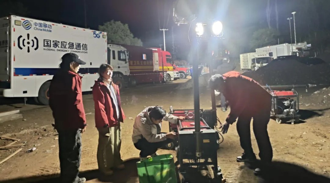 尚為照明緊急參與川青鐵路尖扎黃河特大橋事故照明保障工作